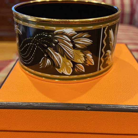 Authentic Hermès wide enamel bracelet - Picture 4 of 10